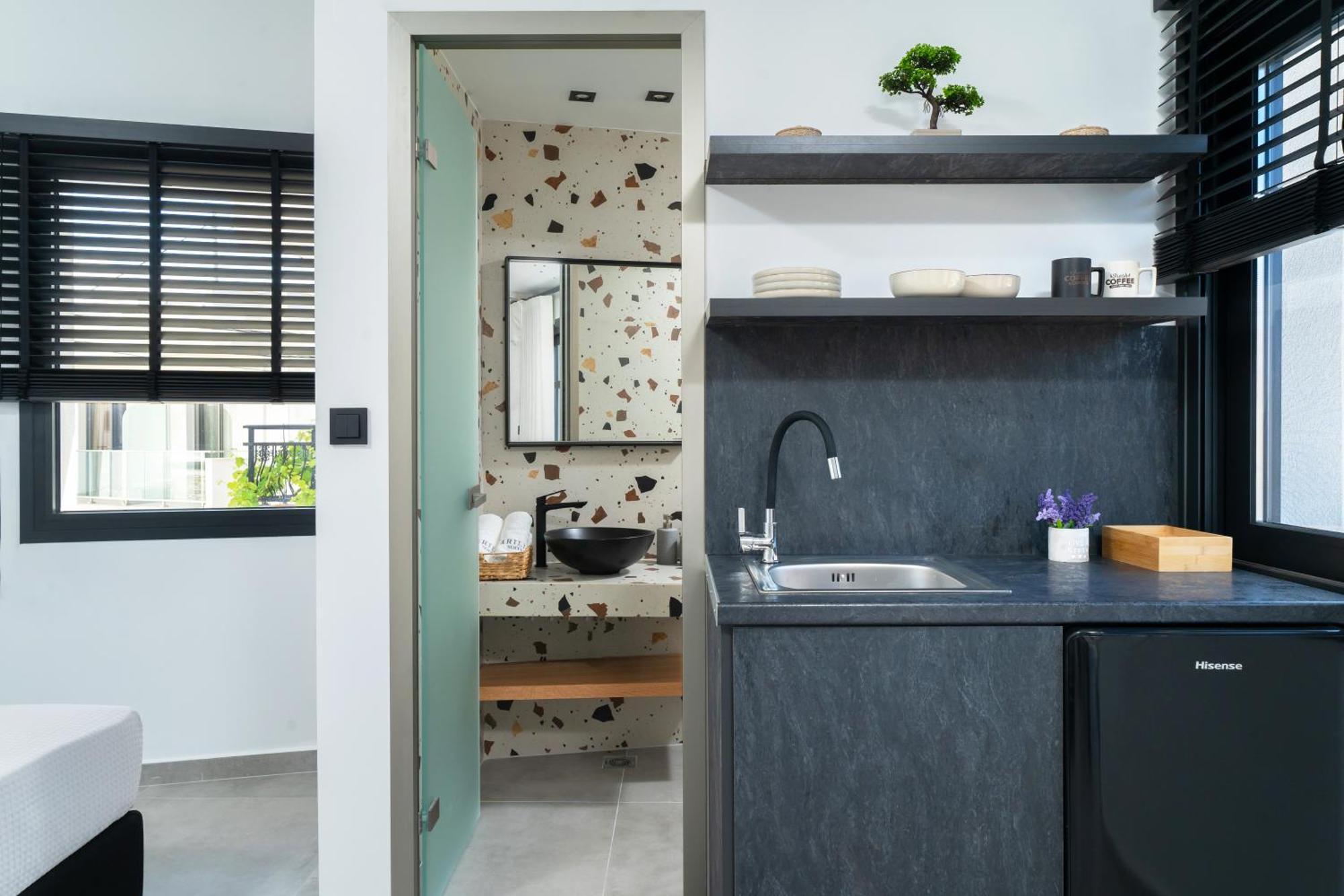 פוטוס Parilion Suites מראה חיצוני תמונה