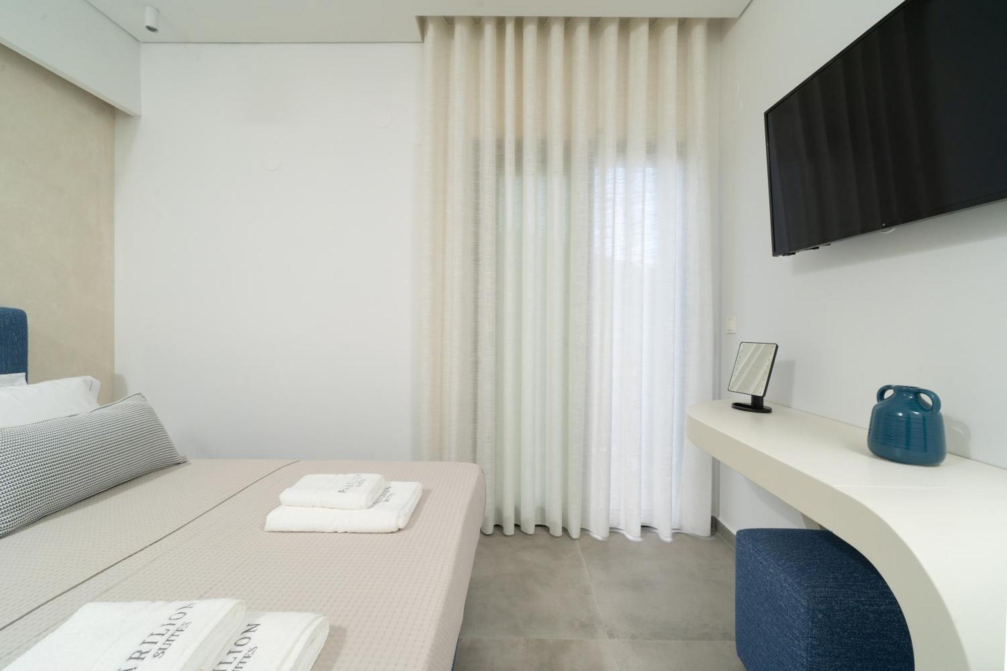 פוטוס Parilion Suites מראה חיצוני תמונה